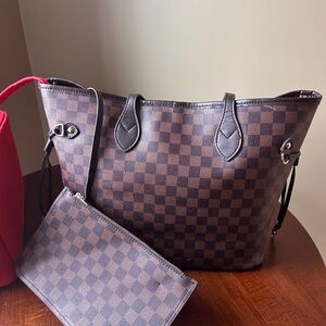 Checkered Brown Tote Bag with Pouch